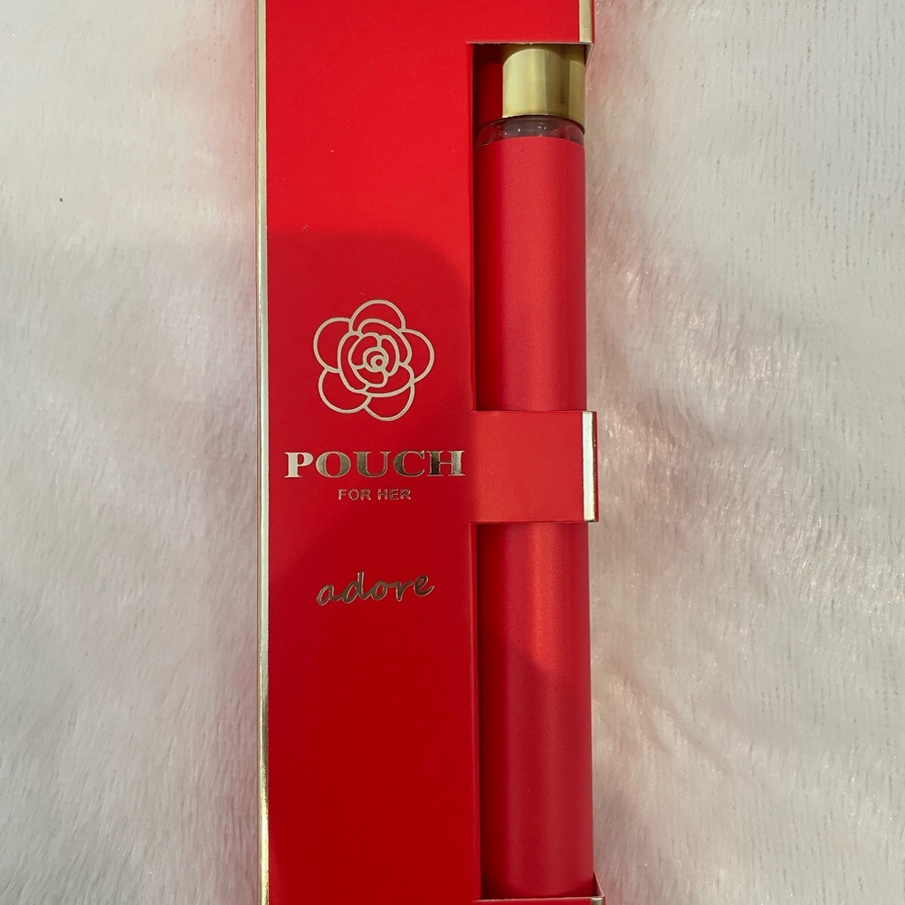Pouch Adore EDP travel spray for women